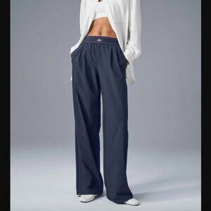 ALO Yoga Navy Blue Women's Trousers